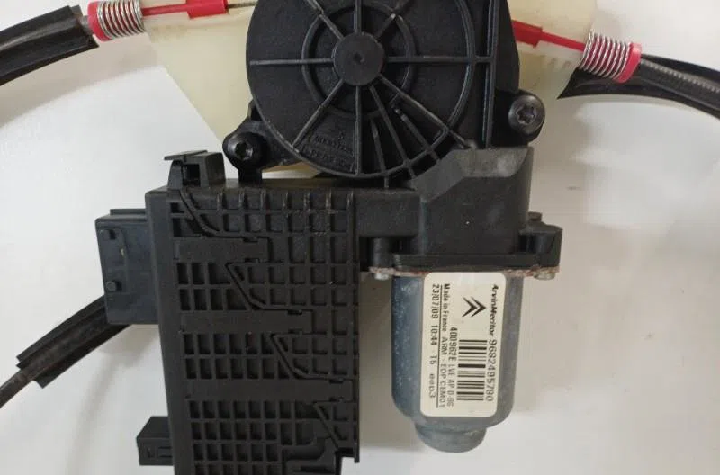 Mecanisme  moteur lève-glace avant droit CITROEN C4 PICASSO 1 occasion