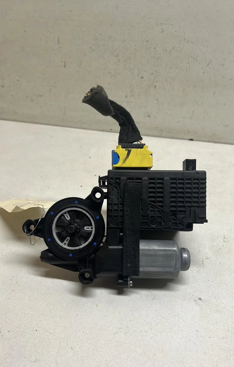 Mecanisme  moteur lève-glace avant droit Citroen C4 PICASSO I Monospace (UD_) 1.6 hdi (2007-2013) 5 portes occasion