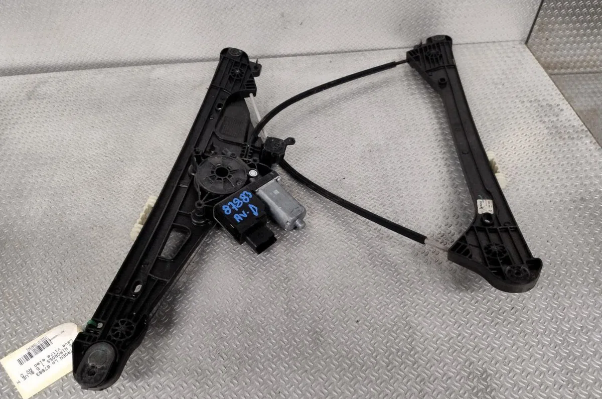 Mecanisme moteur lève-glace avant droit Citroen C5 AIRCROSS (A_) 1.5 bluehdi 130 (acyhzj, acyhzr) (2018) occasion