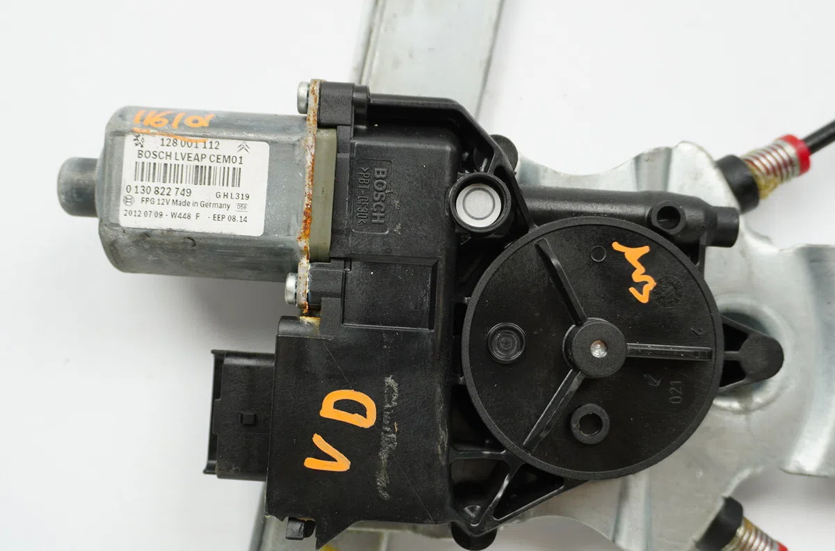 Mecanisme  moteur lève-glace avant droit Citroen C5 III (RD_) 2.0 hdi 165 (2009) occasion