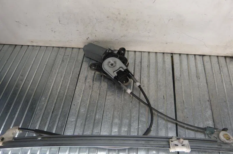 Mecanisme  moteur lève-glace avant droit CITROEN EVASION PHASE 1 occasion