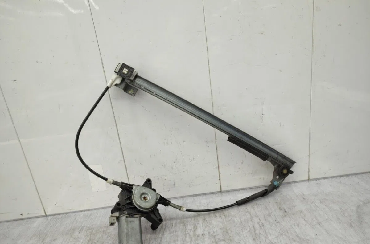 Mecanisme  moteur lève-glace avant droit CITROEN XANTIA PHASE 1 occasion