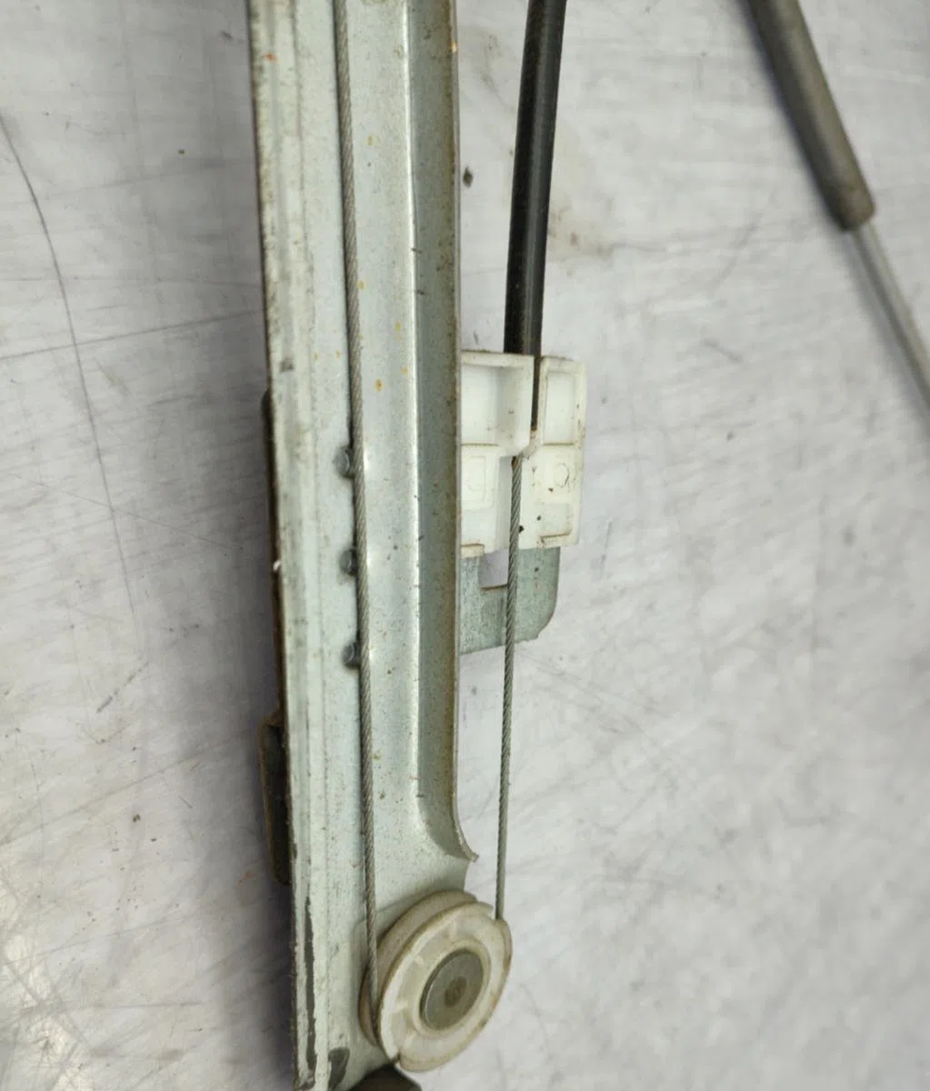 Mecanisme  moteur lève-glace avant droit CITROEN XSARA PHASE 1 occasion