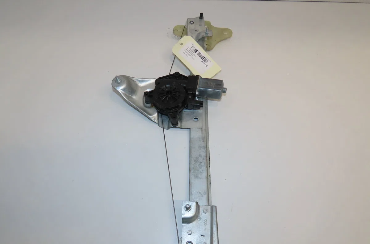 Mecanisme moteur lève-glace avant droit Dacia DUSTER (HM_) 1.3 tce 150 (hmm3) (2019) occasion