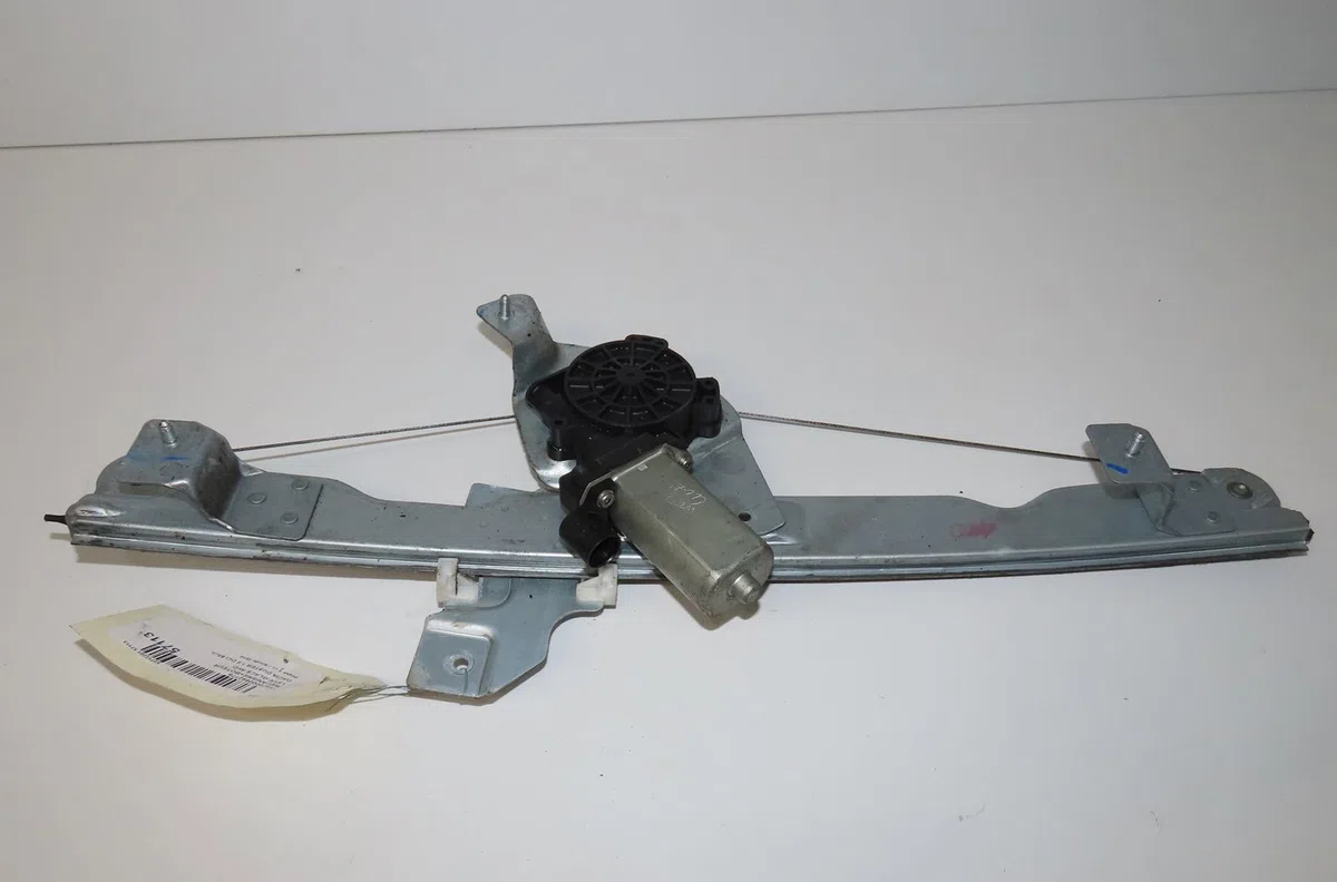 Mecanisme moteur lève-glace avant droit Dacia DUSTER (HS_) 1.5 dci (2010-2018) occasion