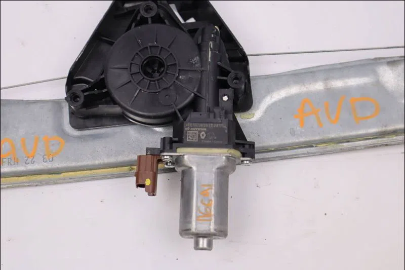 Mecanisme  moteur lève-glace avant droit Dacia JOGGER 1.0 tce 110 (rkmd) (2022) occasion