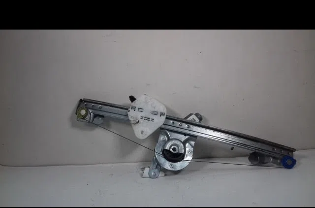 Mecanisme  moteur lève-glace avant droit Dacia LOGAN MCV (KS_) 1.5 dci (ks04) (2010-2013) occasion