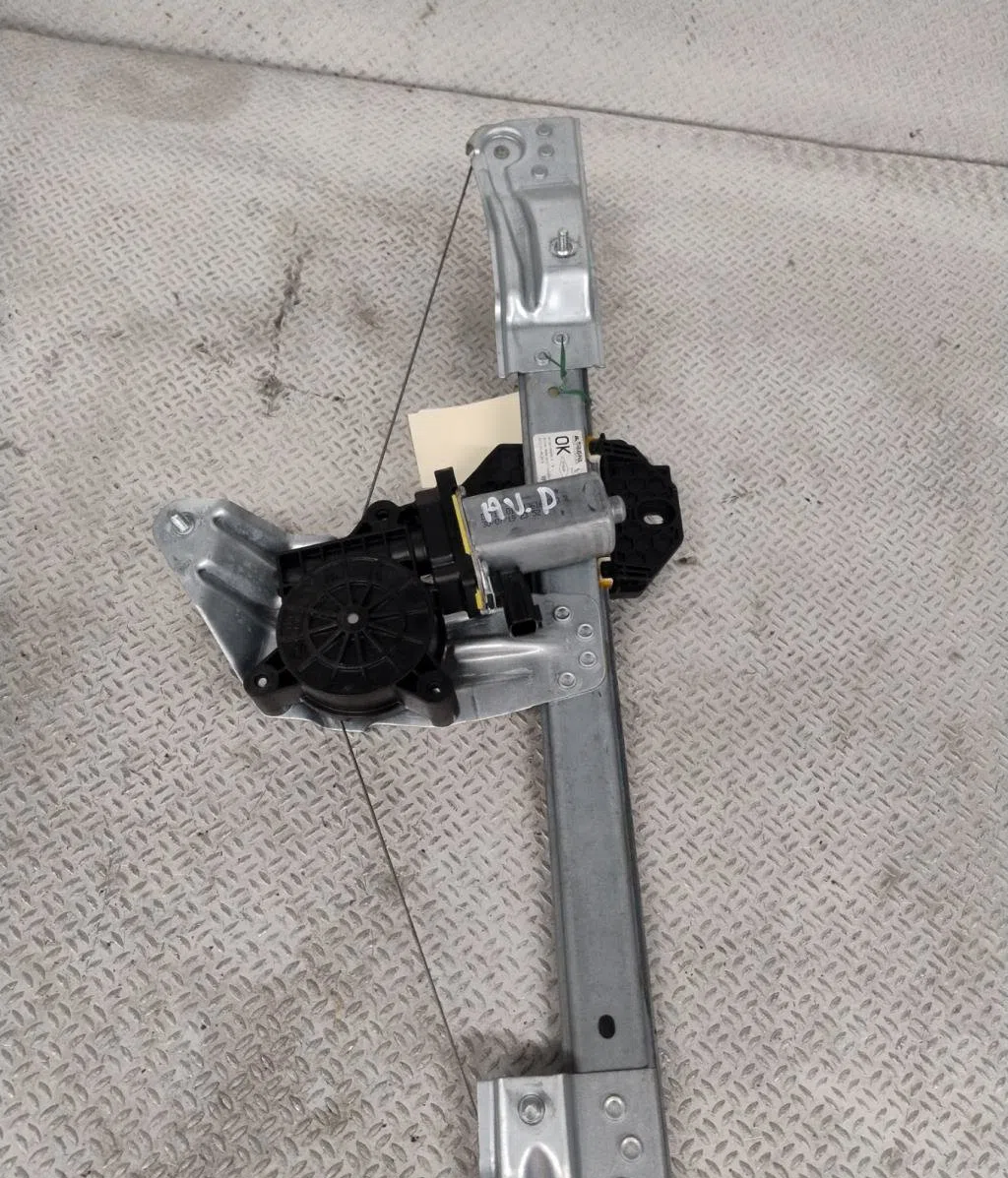 Mecanisme moteur lève-glace avant droit DACIA SANDERO 2 SANDERO 2 PHASE 2 occasion