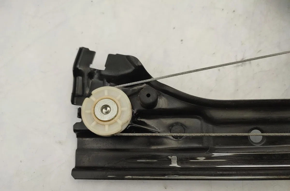Mecanisme  moteur lève-glace avant droit FIAT 500 2 PHASE 1 occasion