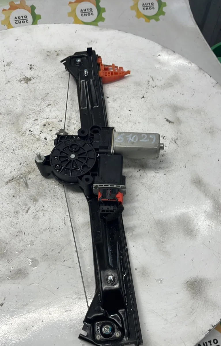 Mecanisme  moteur lève-glace avant droit FIAT BRAVO 2 occasion