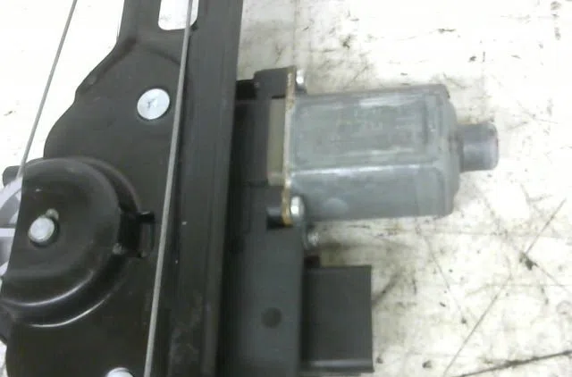 Mecanisme  moteur lève-glace avant droit Fiat FIORINO Camionnette-Monospace (225_) 1.3 d multijet (225bxd1a, 225bxb1a, 2