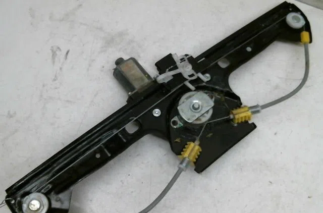 Mecanisme moteur lève-glace avant droit FIAT FIORINO occasion