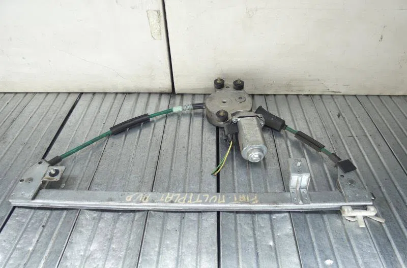 Mecanisme  moteur lève-glace avant droit FIAT MULTIPLA PHASE 1 occasion