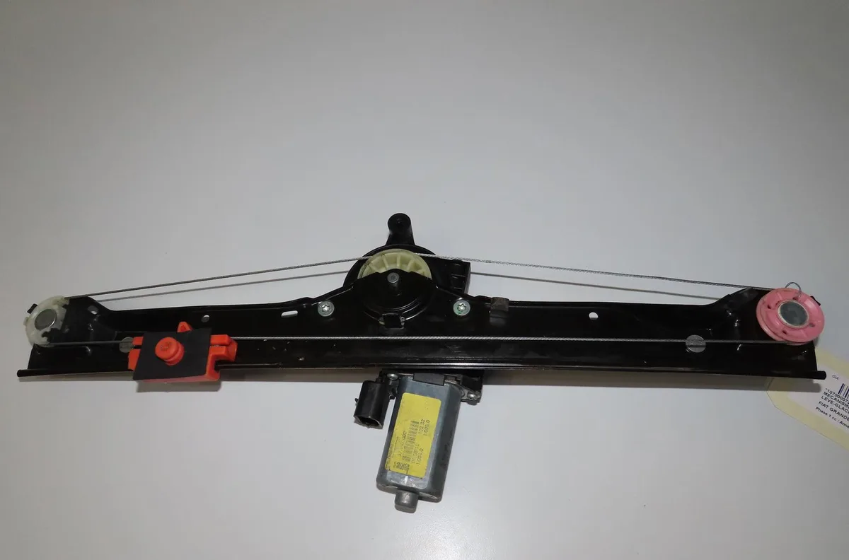 Mecanisme moteur lève-glace avant droit Fiat PUNTO EVO (199_) 1.2 (2009-2012) occasion