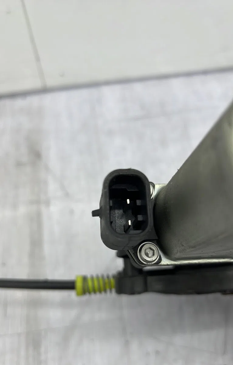 Mecanisme  moteur lève-glace avant droit FIAT STILO BREAK occasion