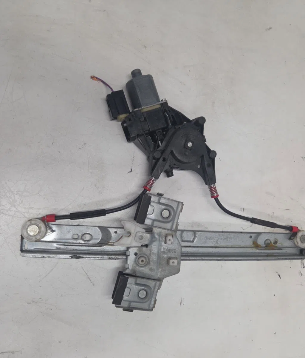 Mecanisme  moteur lève-glace avant droit FORD FIESTA 6 PHASE 1 occasion