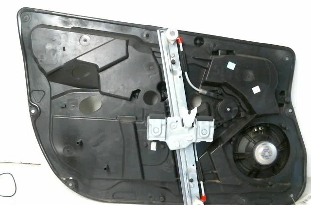 Mecanisme  moteur lève-glace avant droit FORD FIESTA occasion