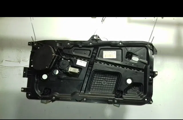 Mecanisme  moteur lève-glace avant droit Ford FIESTA V (JH_, JD_) 1.3 (2001-2008) 3 portes occasion