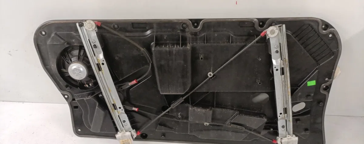 Mecanisme  moteur lève-glace avant droit Ford FIESTA VI (CB1, CCN) 1.6 tdci (2008-2012) occasion