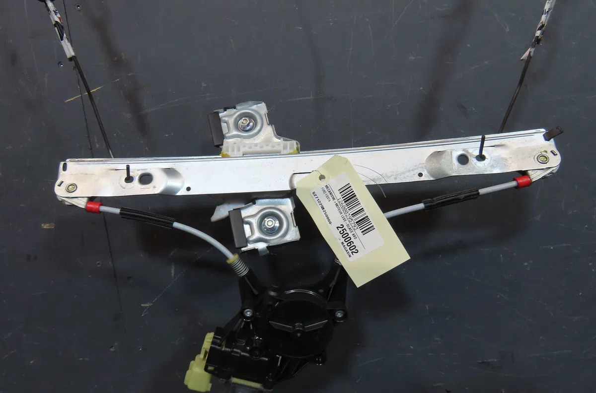Mecanisme moteur lève-glace avant droit Ford FIESTA VI (CB1, CCN) 1.6 tdci (2008-2012) occasion