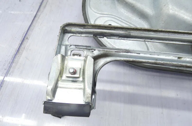 Mecanisme  moteur lève-glace avant droit FORD FOCUS 2 PHASE 1 occasion