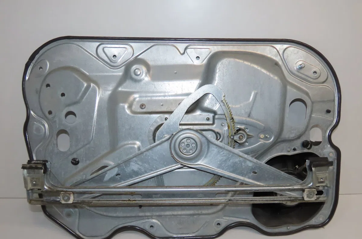 Mecanisme  moteur lève-glace avant droit Ford FOCUS II (DA_, HCP, DP) 1.6 tdci (2004-2012) occasion