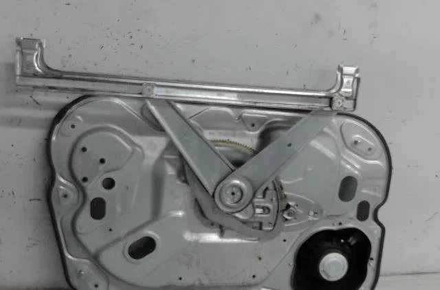 Mecanisme  moteur lève-glace avant droit Ford FOCUS II (DA_, HCP, DP) 1.8 tdci (2005-2012) occasion