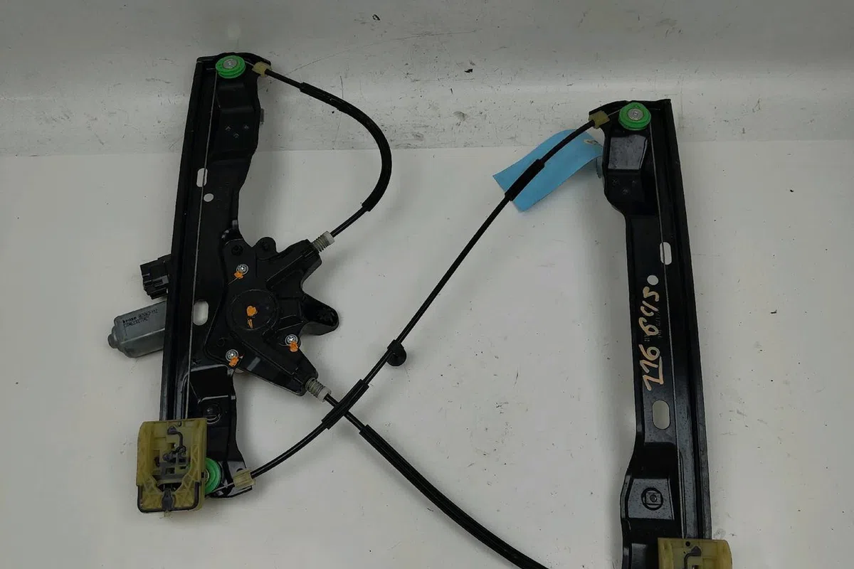 Mecanisme  moteur lève-glace avant droit Ford FOCUS III 1.5 tdci (2014-2017) occasion