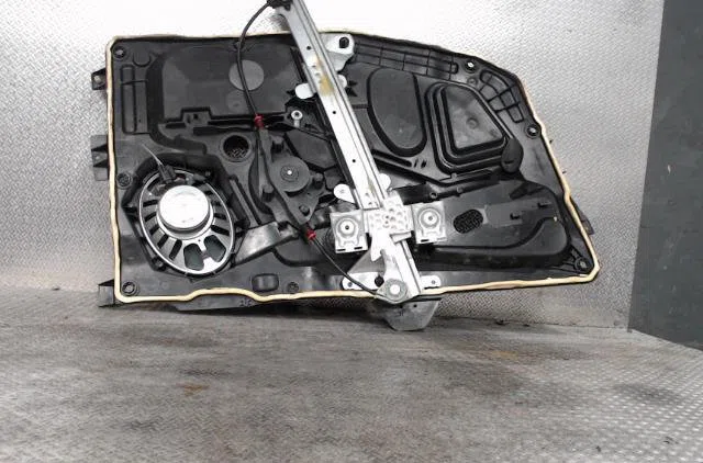 Mecanisme moteur lève-glace avant droit Ford FUSION (JU_) 1.6 (2002-2009) occasion