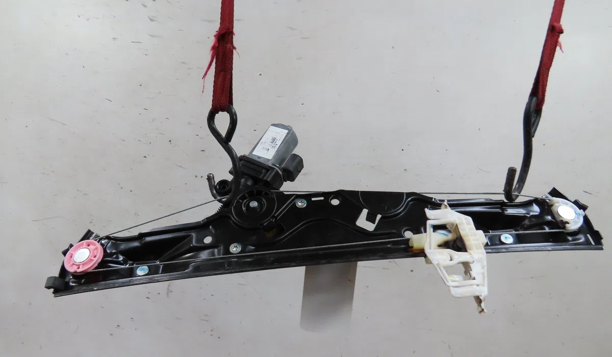 Mecanisme  moteur lève-glace avant droit Ford KA (RU8) 1.2 (2008-2016) 3 portes occasion