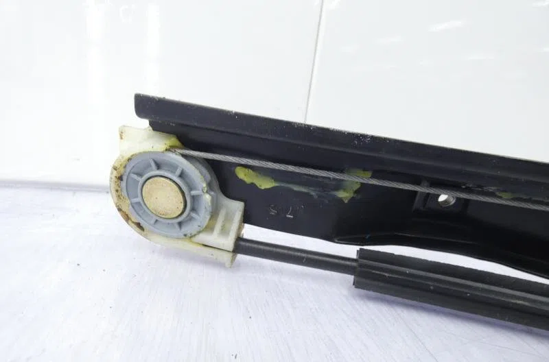 Mecanisme  moteur lève-glace avant droit FORD MONDEO 2 occasion