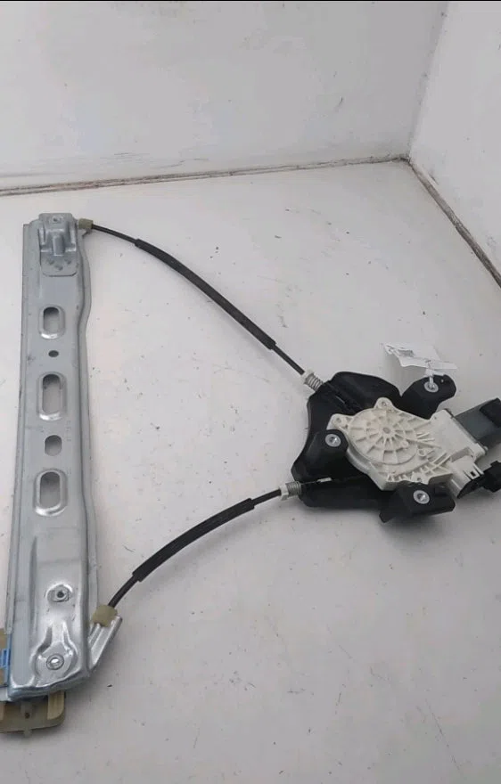 Mecanisme  moteur lève-glace avant droit Ford TRANSIT CONNECT V408 Camionnette-Monospace 1.5 tdci (2015) occasion