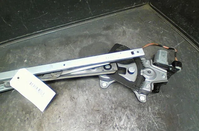 Mecanisme moteur lève-glace avant droit Hyundai I20 I (PB, PBT) 1.4 crdi (2008-2015) occasion