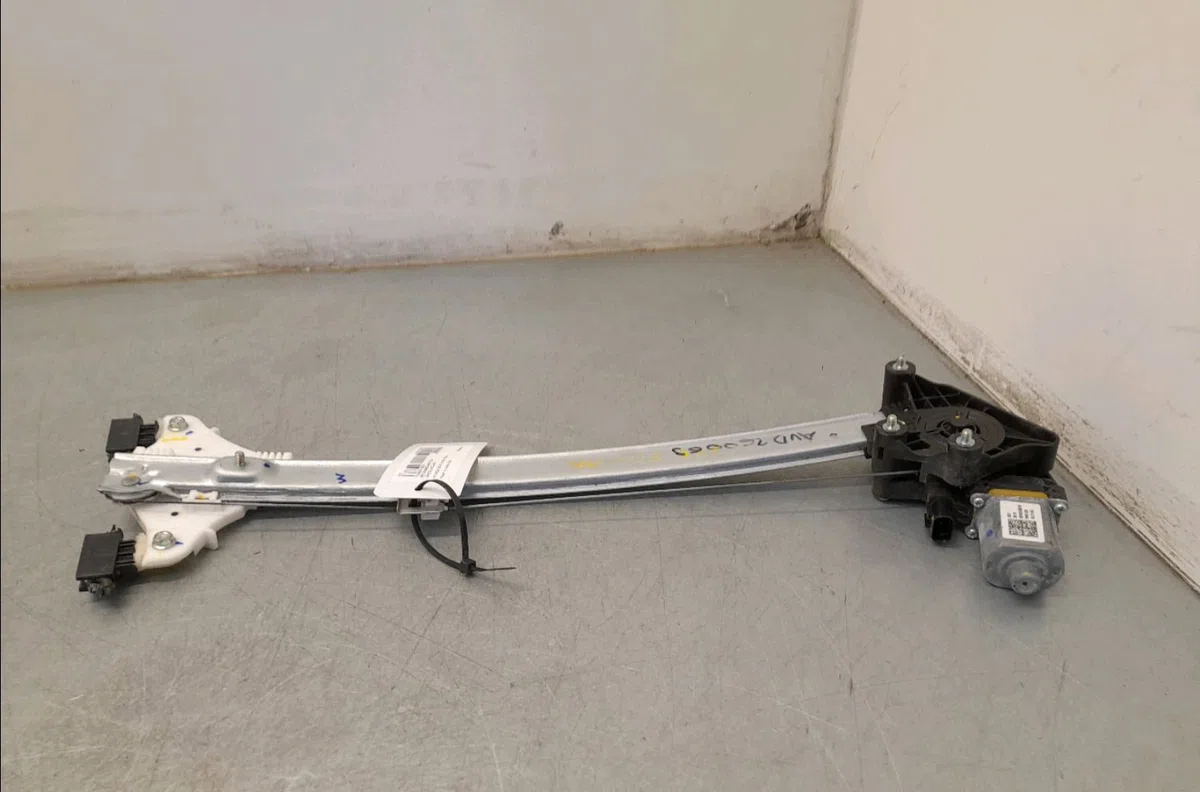 Mecanisme  moteur lève-glace avant droit Hyundai I20 III (BC3, BI3) 1.0 t-gdi hybrid 48v (2020) occasion