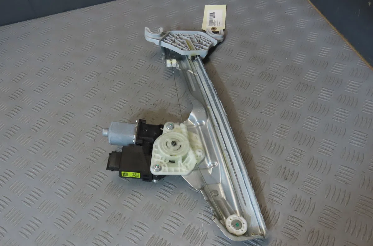 Mecanisme moteur lève-glace avant droit Hyundai KONA (OS, OSE, OSI) Ev (2018) 5 portes occasion