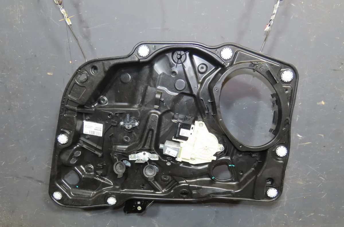Mecanisme moteur lève-glace avant droit Jeep RENEGADE SUV (BU, B1, BV) 1.0 gse t3 (2018) occasion