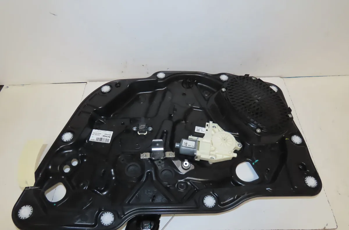 Mecanisme moteur lève-glace avant droit Jeep RENEGADE SUV (BU, B1, BV) 2.0 crd 4x4 (2014) occasion