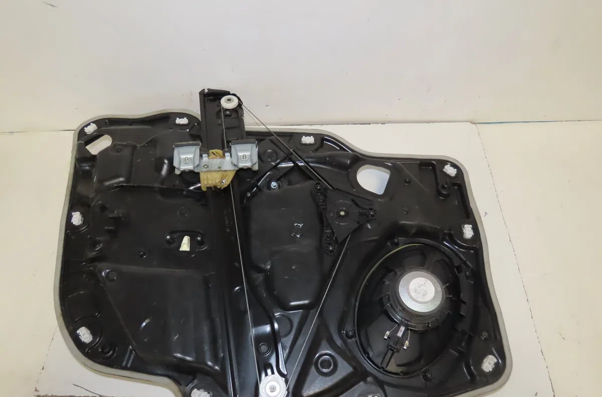 Mecanisme  moteur lève-glace avant droit Jeep RENEGADE SUV (BU, B1, BV) 2.0 crd 4x4 (2014) occasion