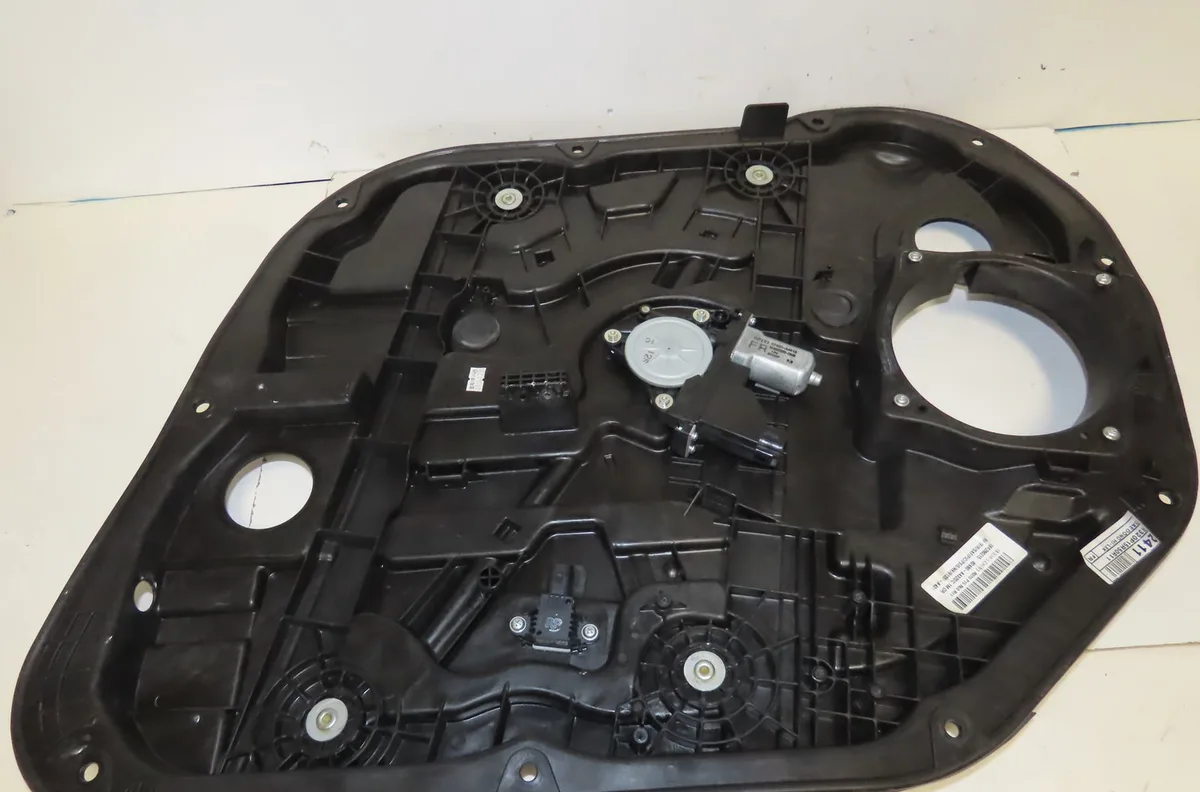 Mecanisme moteur lève-glace avant droit Kia CARENS IV 1.7 crdi (2013) occasion