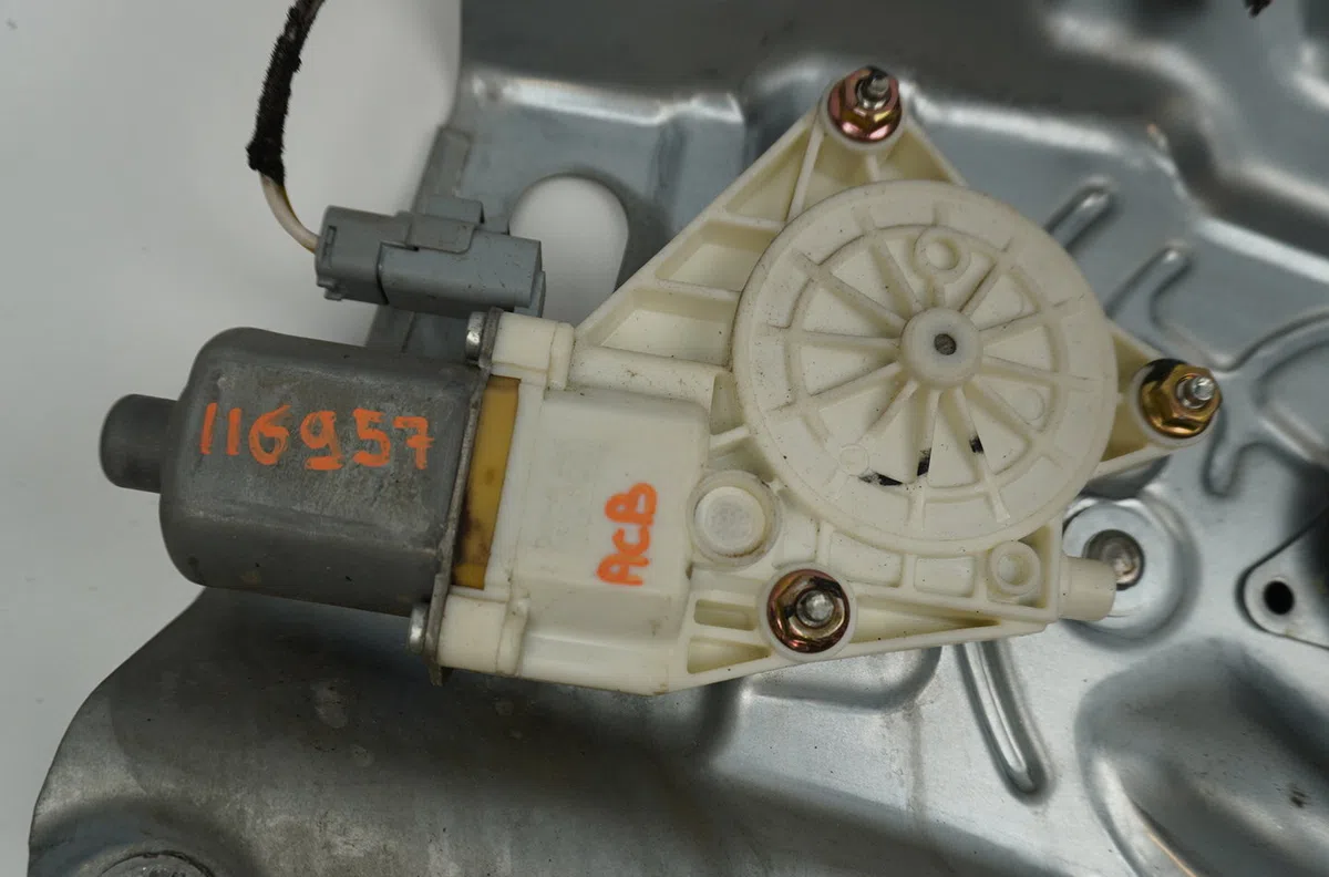Mecanisme  moteur lève-glace avant droit Kia MAGENTIS II (MG) 2.0 crdi (2006-2010) occasion