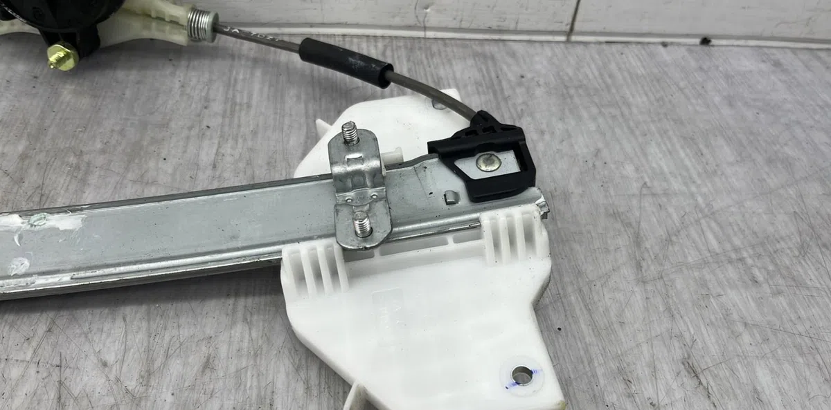 Mecanisme  moteur lève-glace avant droit KIA PICANTO 3 PHASE 1 occasion