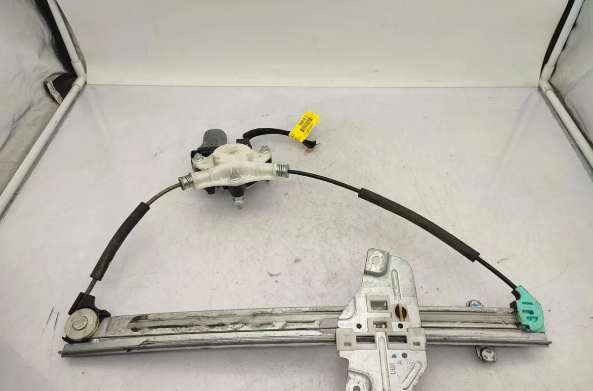 Mecanisme  moteur lève-glace avant droit KIA RIO 3 PHASE 1 occasion