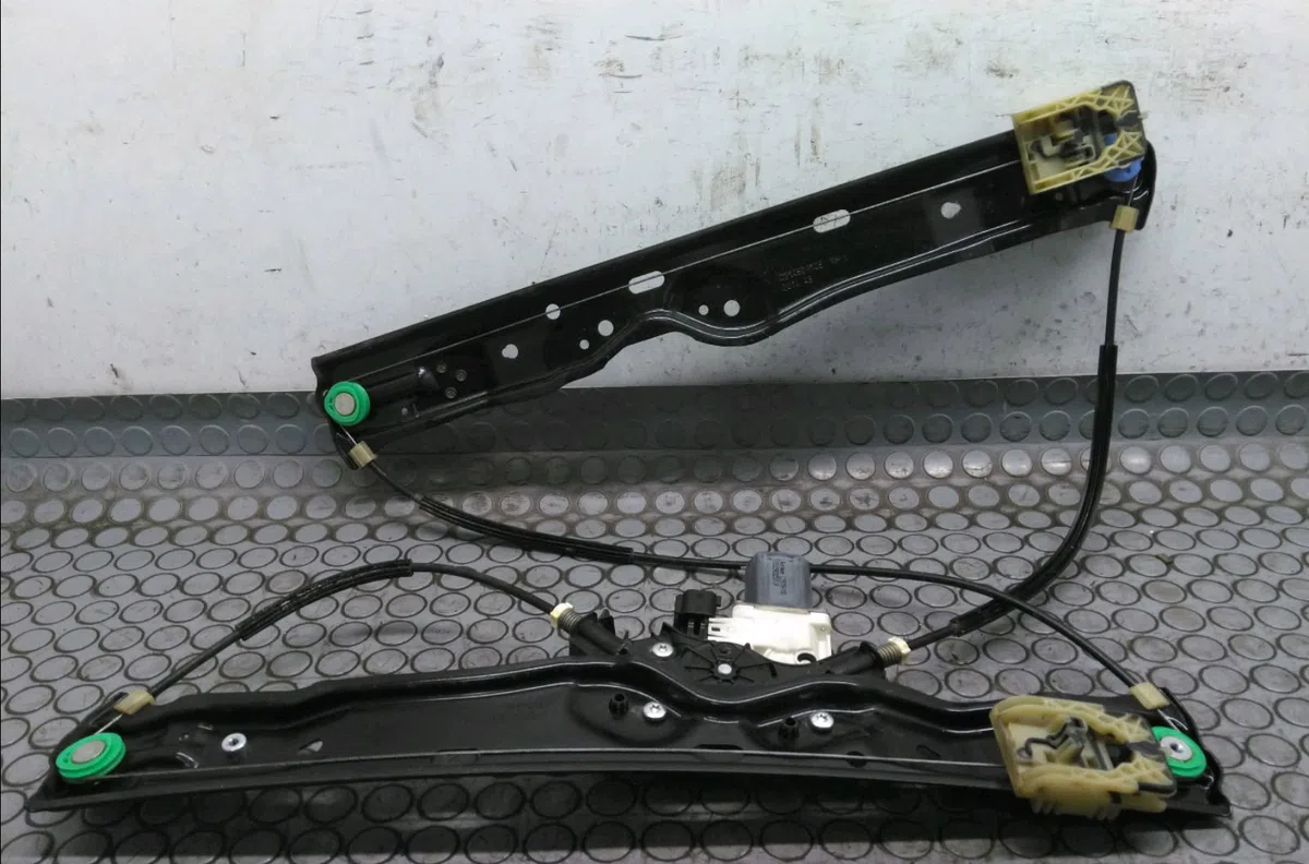 Mecanisme + moteur lève-glace avant droit LAND ROVER DISCOVERY SPORT 2015 occasion
