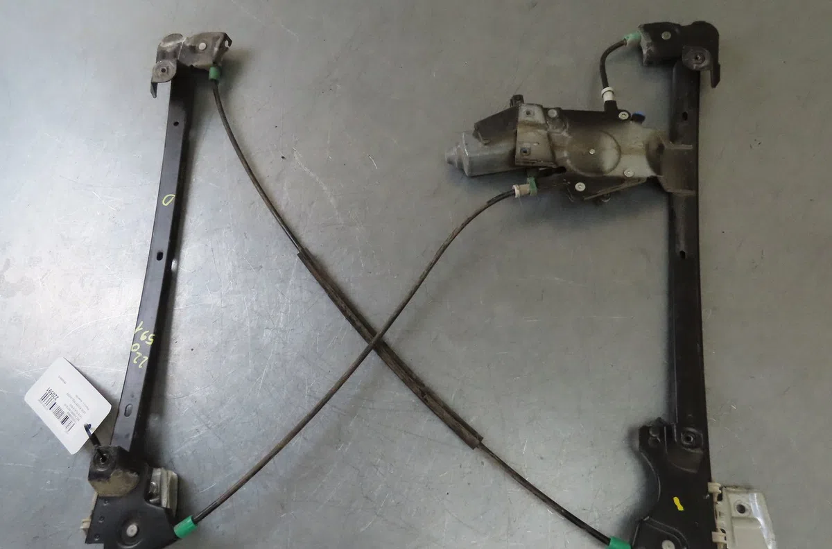 Mecanisme moteur lève-glace avant droit Land rover FREELANDER I (L314) 2.0 td4 4x4 (2000-2006) occasion