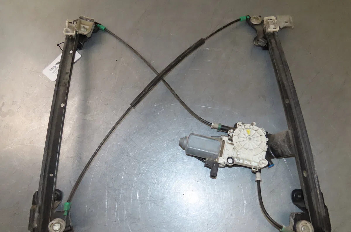 Mecanisme  moteur lève-glace avant droit Land rover FREELANDER I (L314) 2.0 td4 4x4 (2000-2006) occasion
