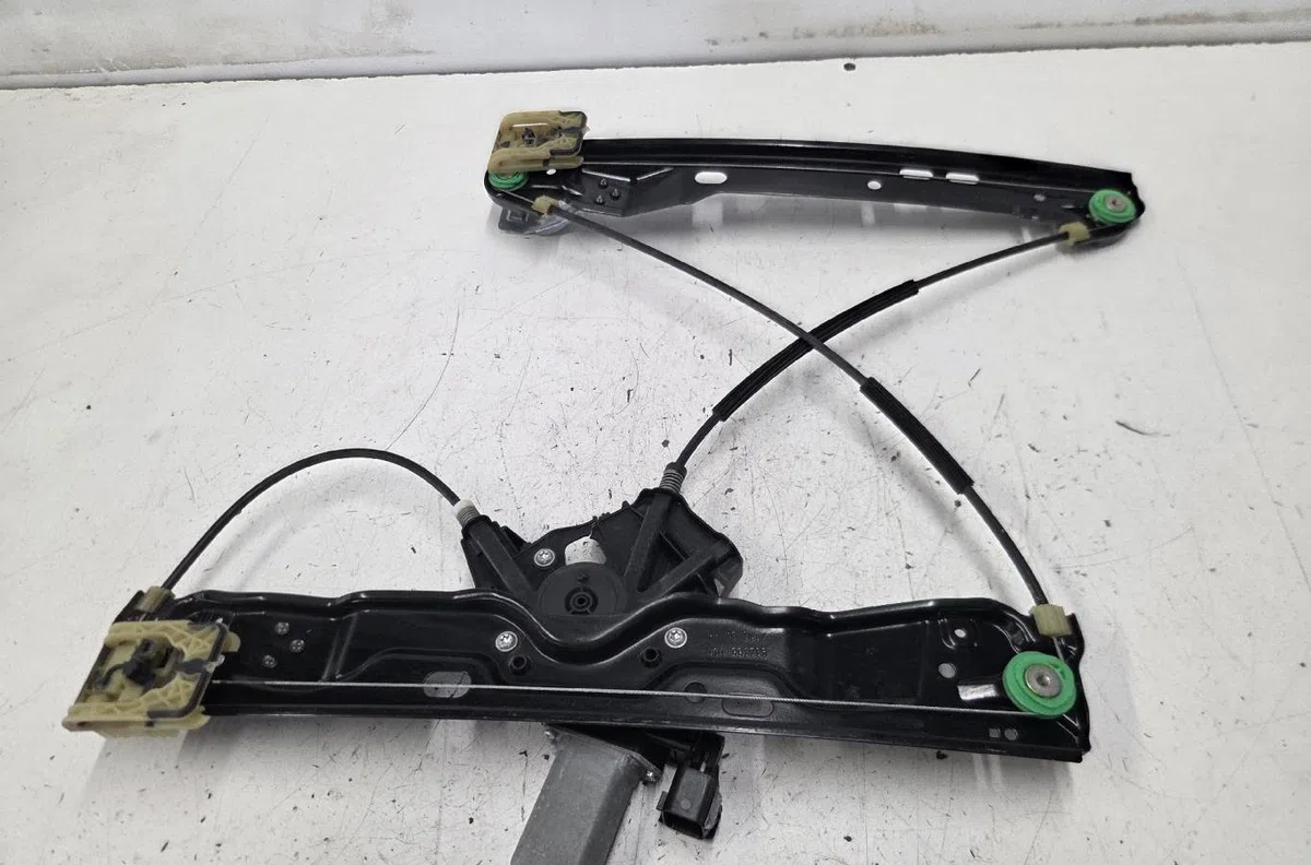 Mecanisme  moteur lève-glace avant droit LAND ROVER RANGE ROVER 1 EVOQUE PHASE 1 occasion