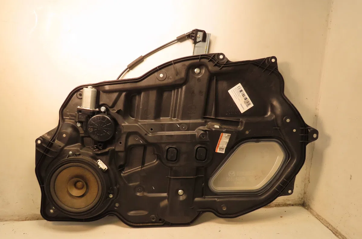 Mecanisme moteur lève-glace avant droit Mazda 2 (DE_, DH_) 1.3 mzr (de3fs) (2010-2015) occasion