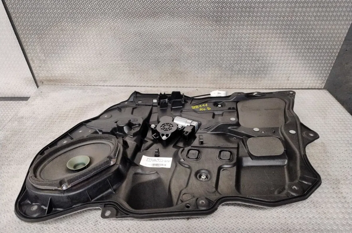Mecanisme moteur lève-glace avant droit Mazda 3 (BK) 1.6 di turbo (2004-2009) occasion