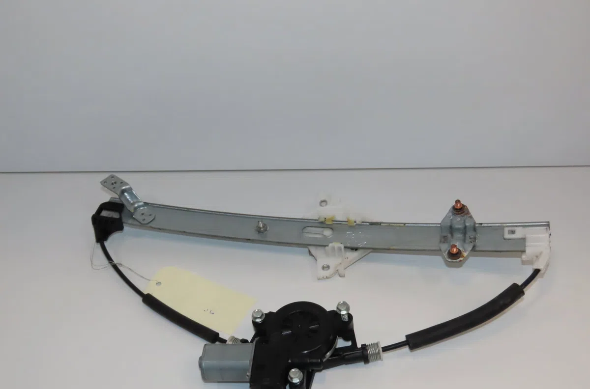 Mecanisme moteur lève-glace avant droit Mazda 3 (BM, BN) 2.0 (2013-2019) occasion