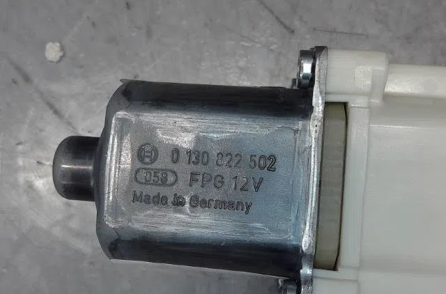 Mecanisme moteur lève-glace avant droit Mercedes-benz CLASSE E (W212) E 350 cdi (212.023) (2011-2015) occasion
